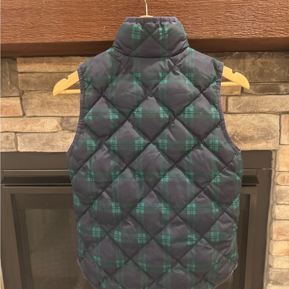 J.Crew Women’s XXS lightweight  down puffer vest! - Picture 4 of 9